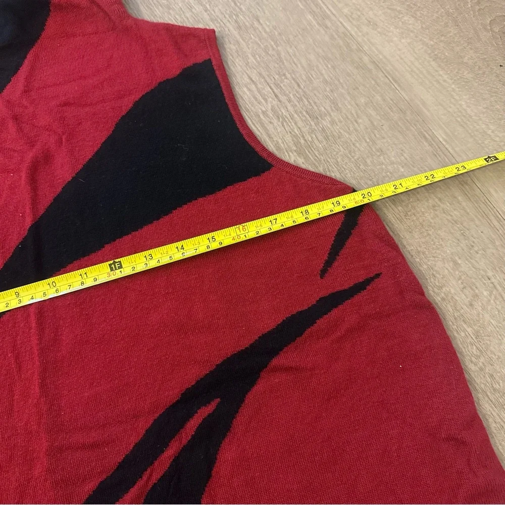 Chico's Travelers Jacquard Mockneck Tank‎ Red and Black Sleeveless Sweater